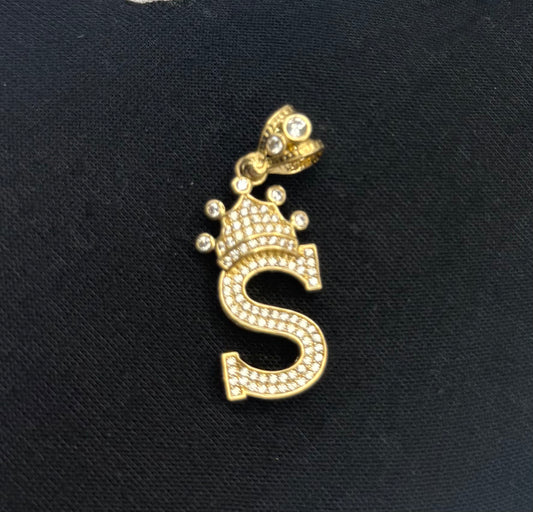 MEDAL LETTER S IN 14K GOLD