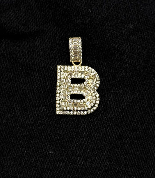 MEDAL LETTER B IN 14K GOLD