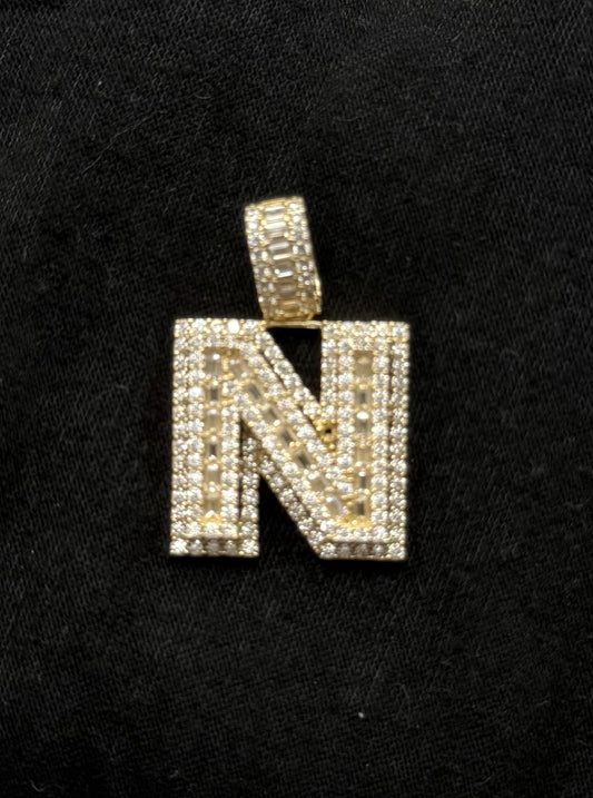 MEDAL LETTER N IN 14K GOLD