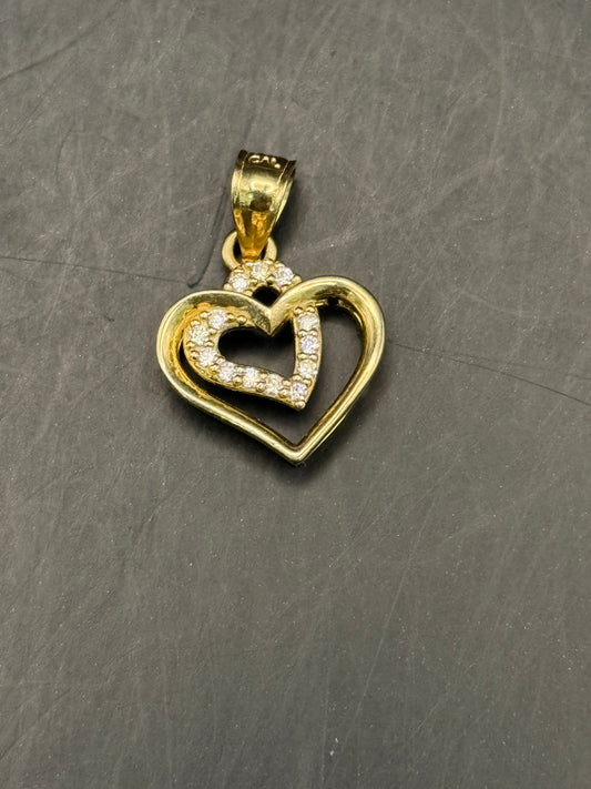 MEDAL LOVE HEART IN 14K GOLD