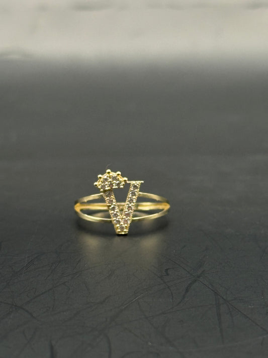 RING LETTER V IN 14K GOLD
