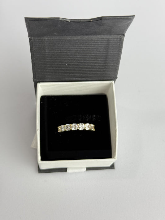 RING CIRCLE WHIT STONE IN 14K GOLD