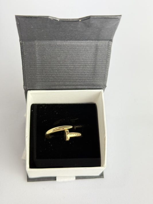 NAIL RING IN 14K GOLD