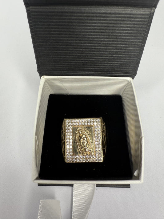 RING WHIT VIRGIN IN 14K GOLD