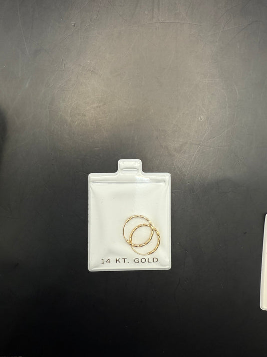 TWISTED HOOP EARRINGS IN GOLD 14K