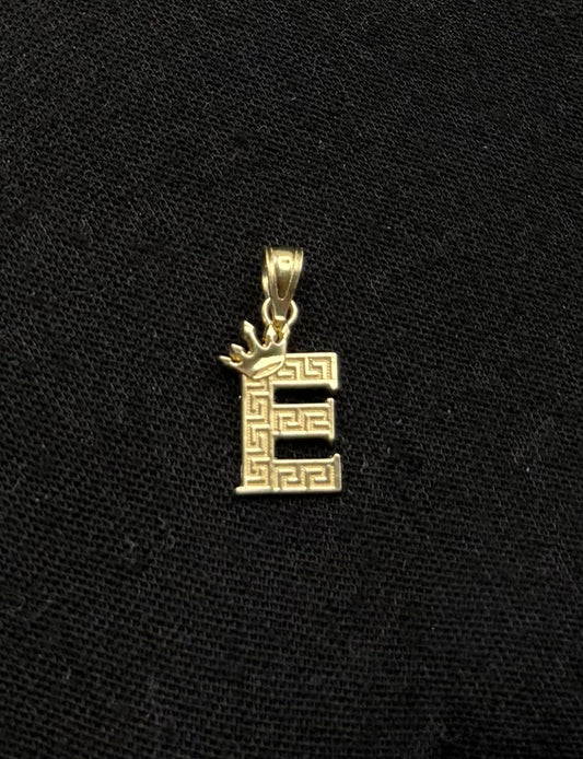 MEDAL LETTER E IN GOLD 14K