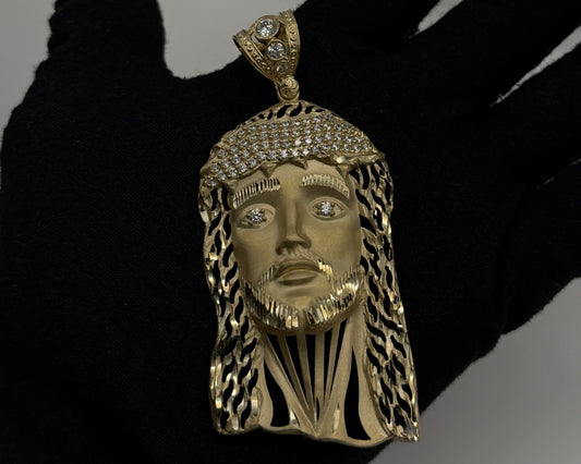 FACE OF CHRIST IN 14K GOLD