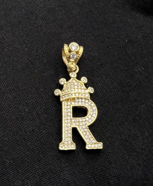 MEDAL LETTER R IN 14K GOLD