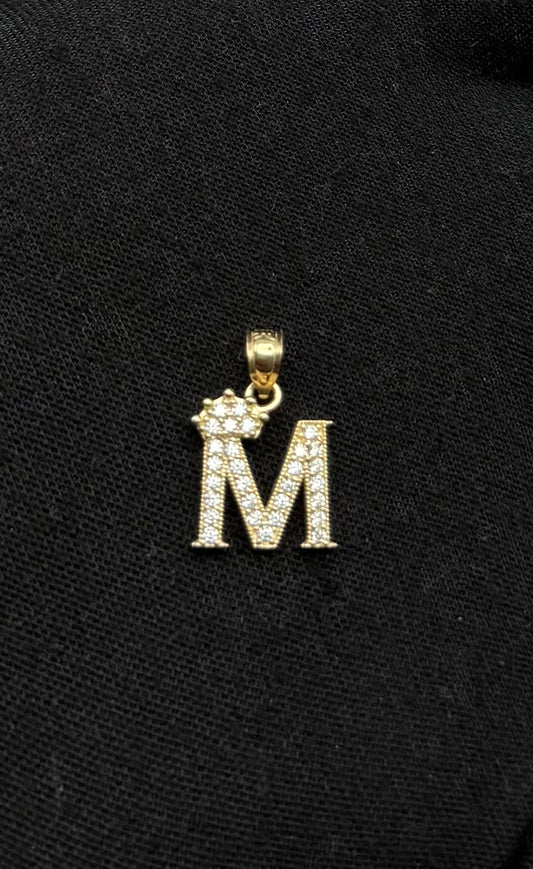 MEDAL LETTER M IN GOLD 14K