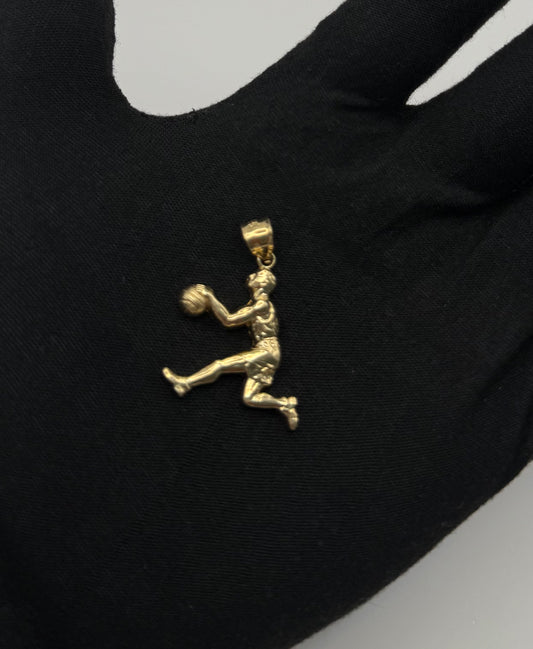 BASKETBALL PLAYER MEDAL IN GOLD 14K