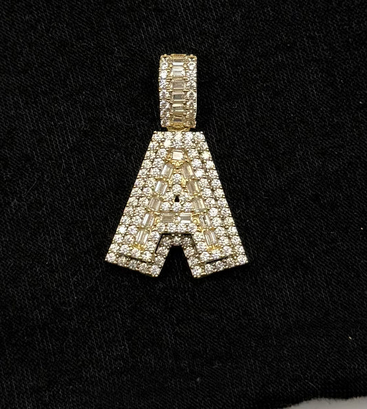 MEDAL LETTER A IN 14K GOLD