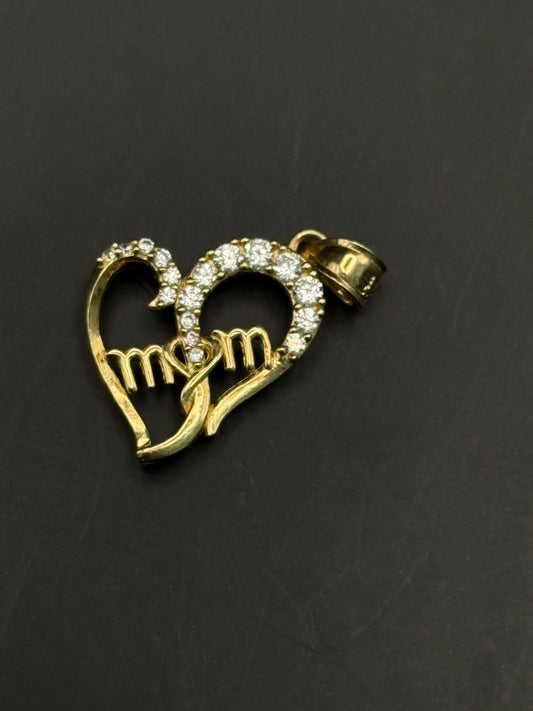 MEDAL MOM HEART IN 14K GOLD