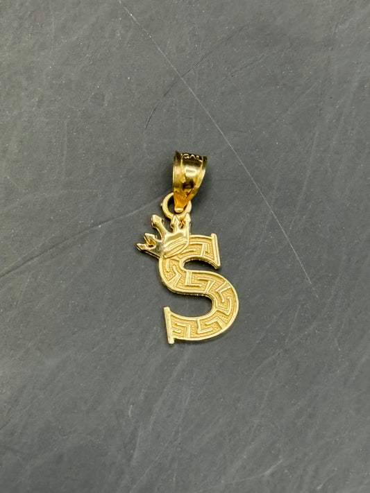 MEDAL LETTER S IN GOLD 14K